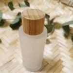 vartaloöljy lasipullo bambukorkilla